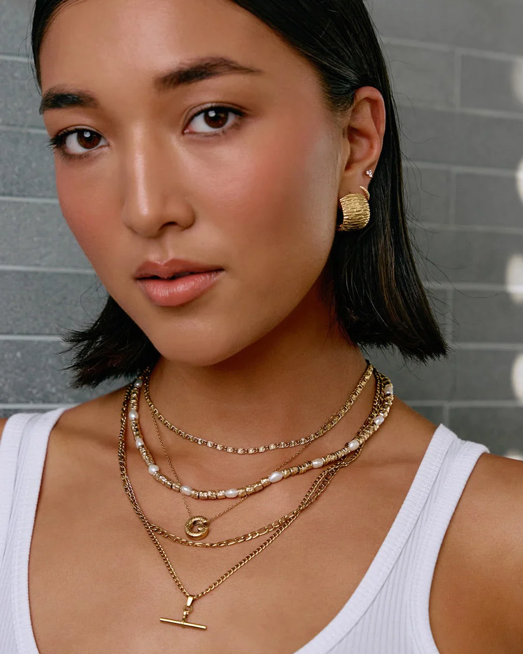 Penelope Earrings Gold - Image 3