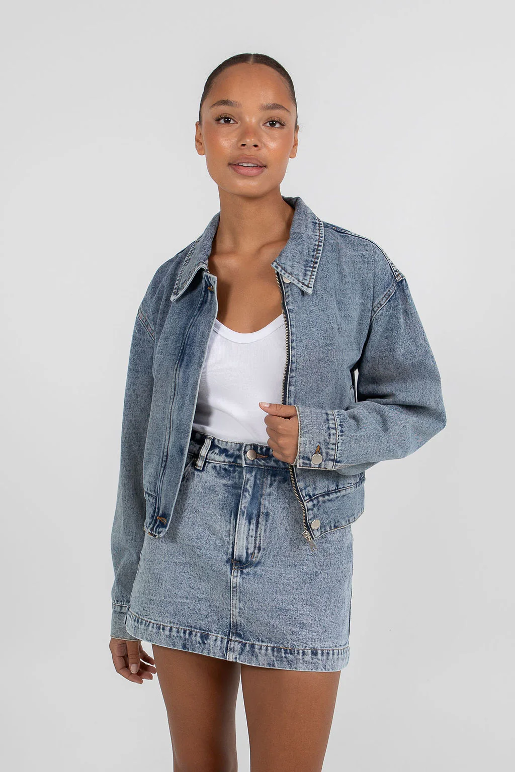 Vue Denim Jacket Dark Mineral Wash - Image 10