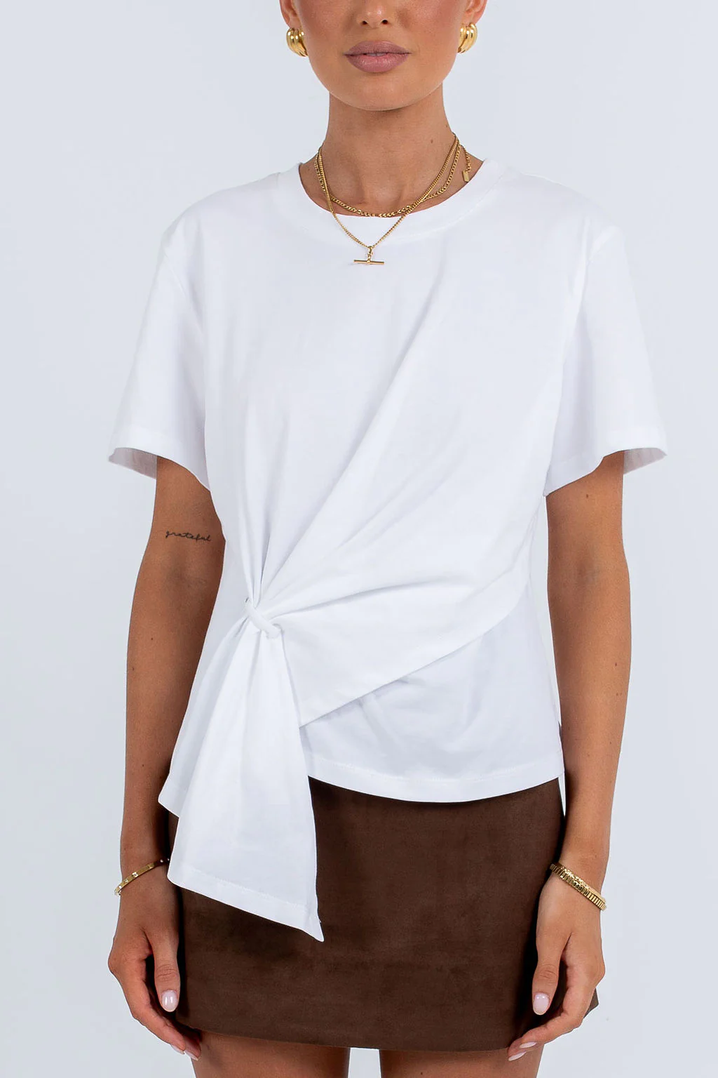 Yolanda Tee White - Image 2