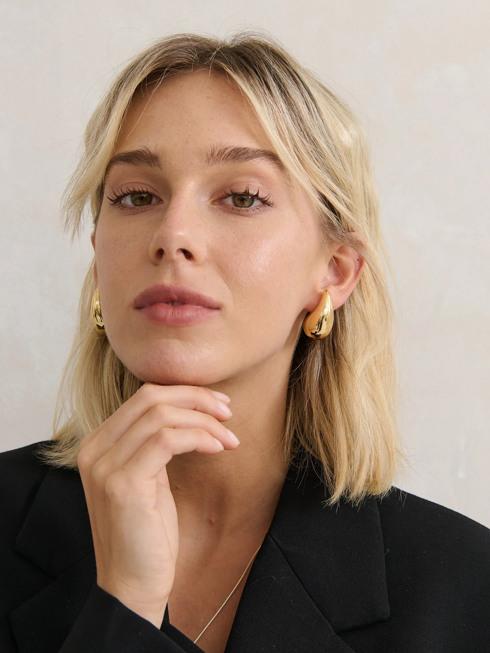 Preto Earrings Gold - Image 3