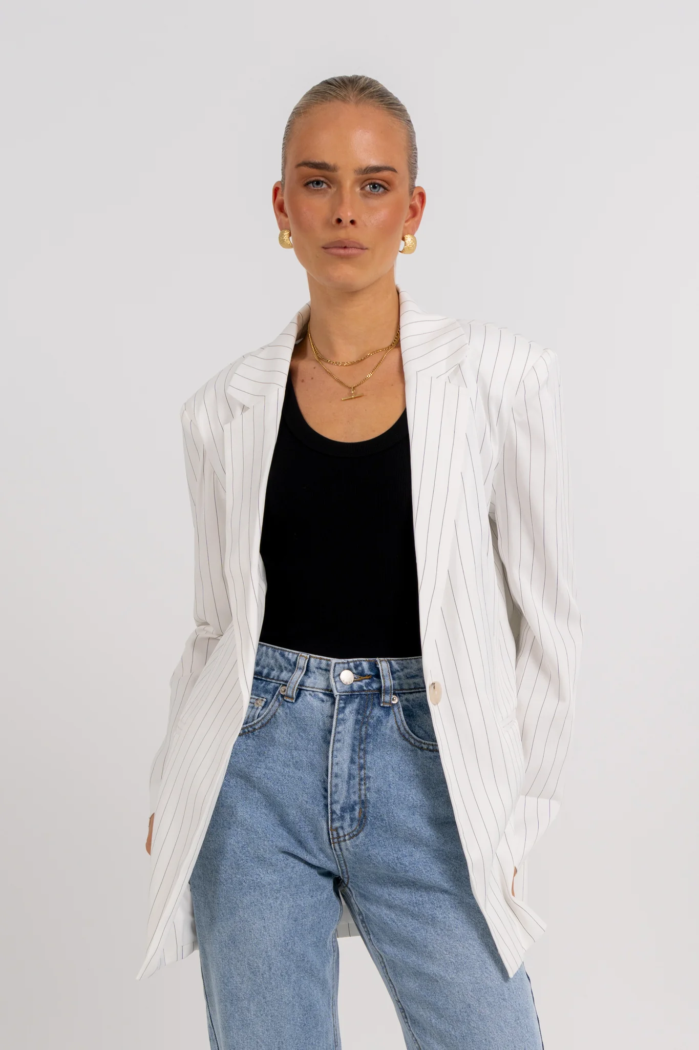 Quade Blazer White Pinstripe - Image 15