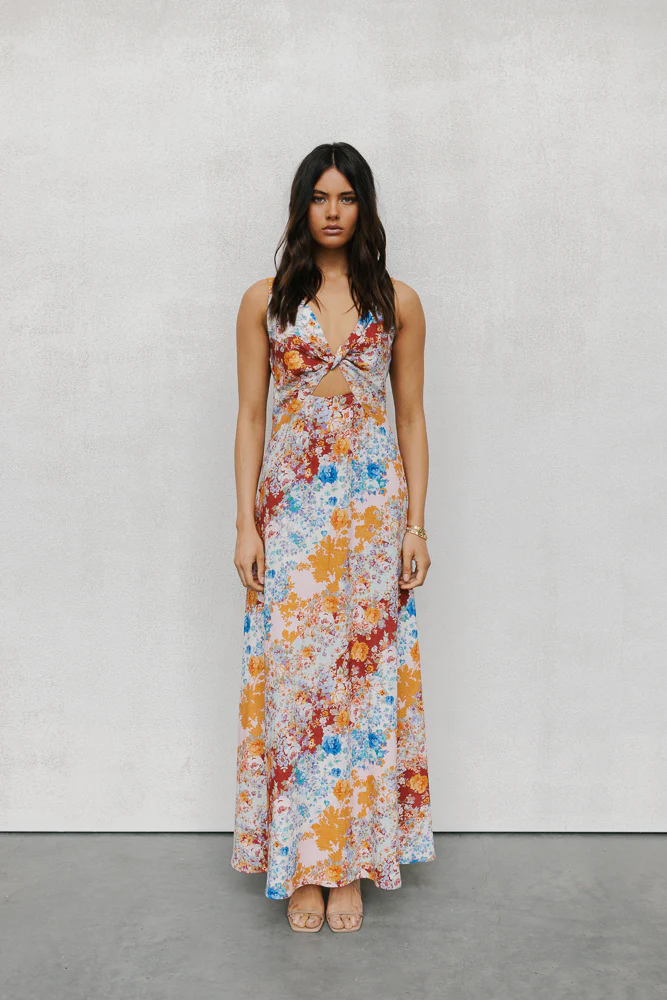Quaint Maxi Dress Bloom Floral Print - Image 16