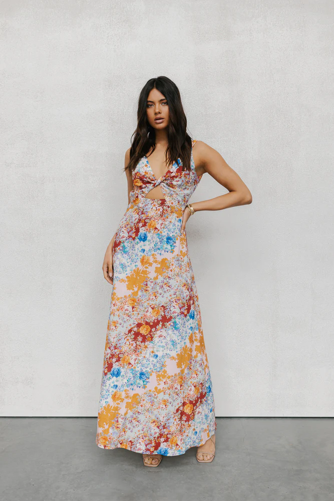 Quaint Maxi Dress Bloom Floral Print - Image 20