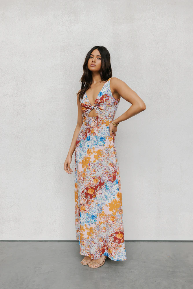 Quaint Maxi Dress Bloom Floral Print - Image 22