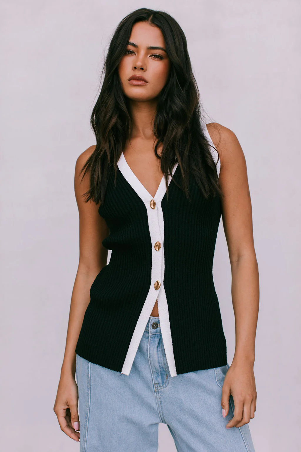 Quina Top Black - Image 11