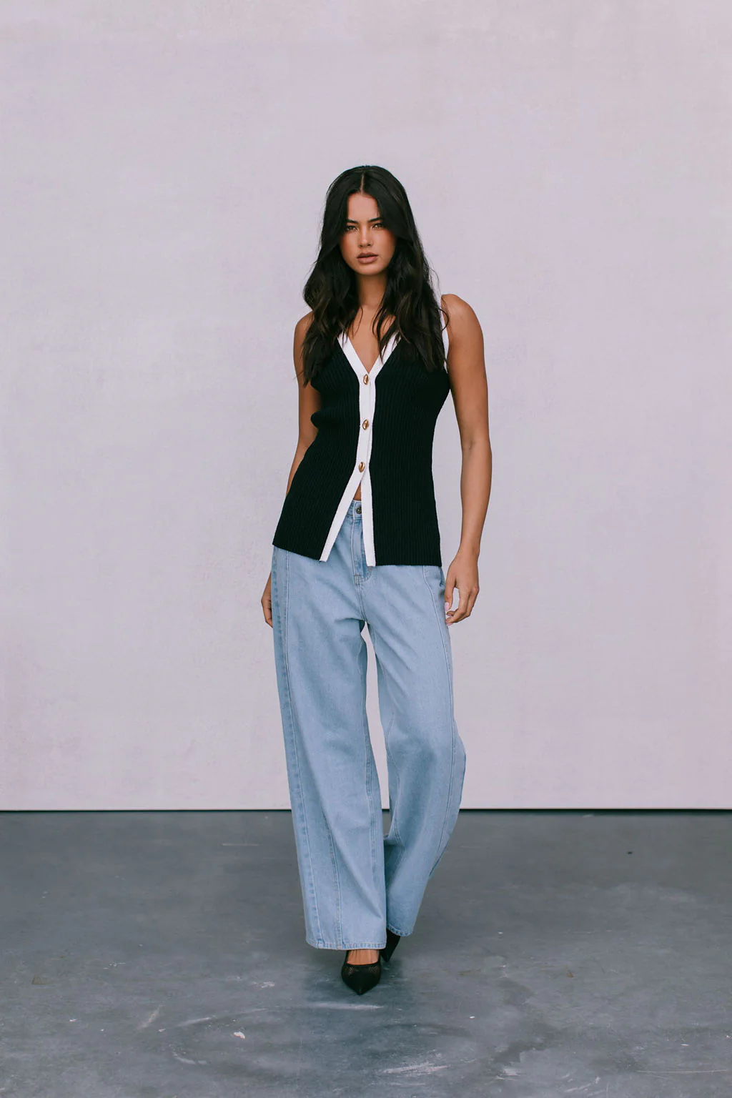 Quina Top Black - Image 7
