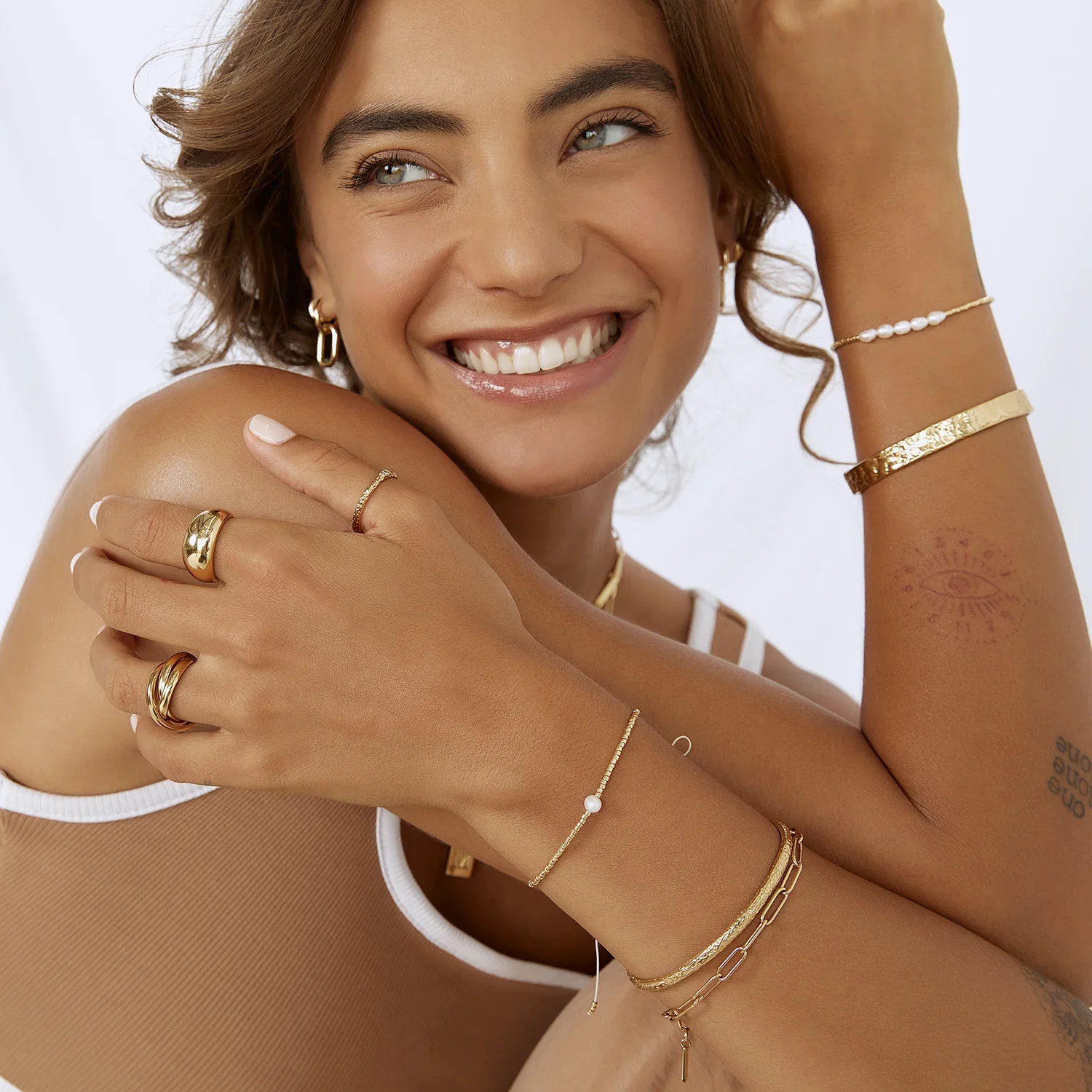River Pearl Bracelet Gold - Image 6