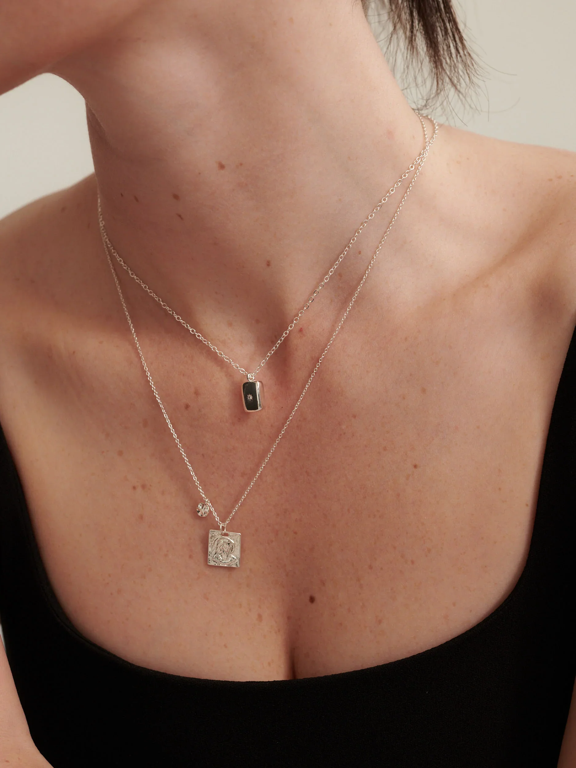 Theta Necklace Silver - Image 4
