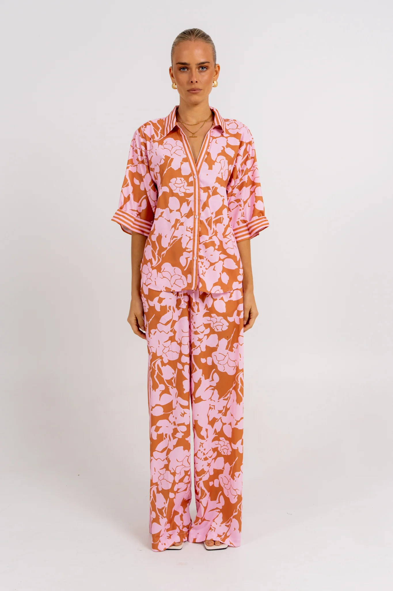 Tripoli Set Tan Floral - Image 5