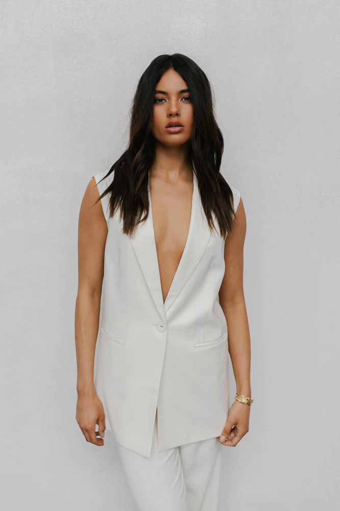 Uerella Vest Bone - Image 10