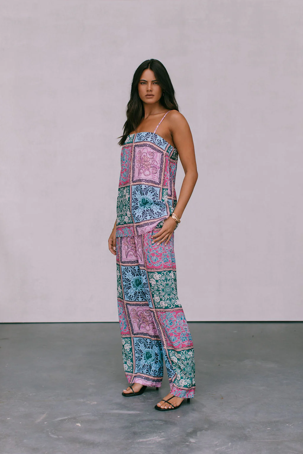 Viola Top Paisley Tile Print - Image 6