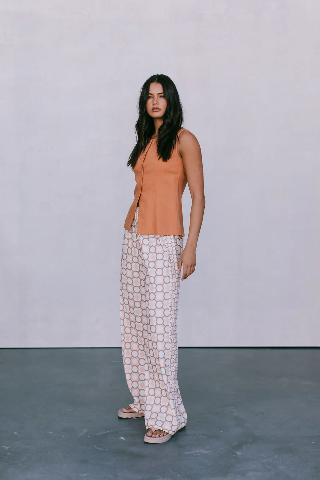 Virgo Linen Vest Rust - Image 18