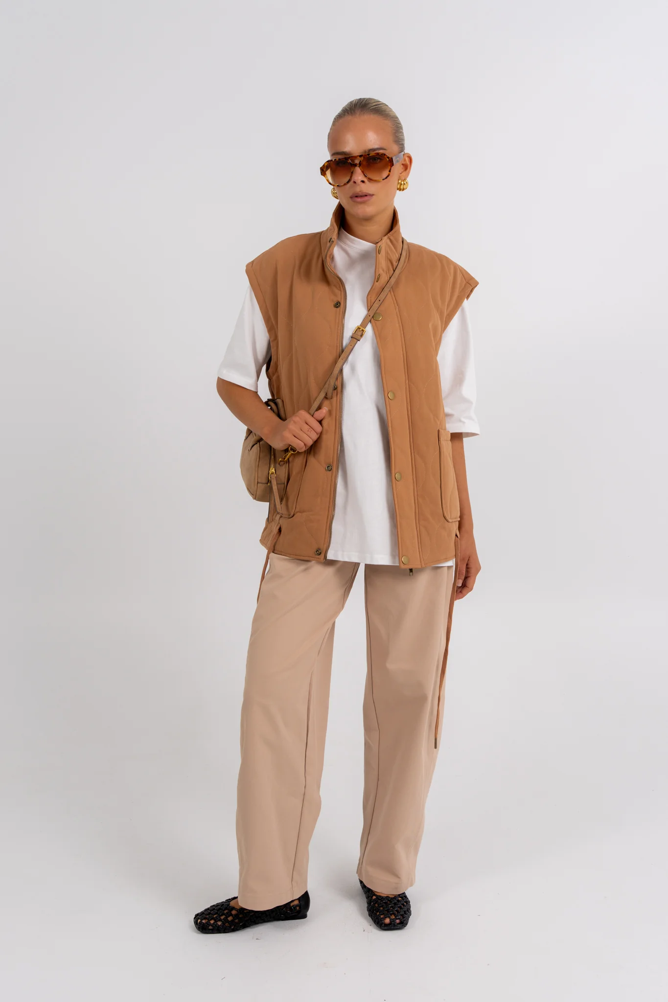 Zeta Vest Caramel - Image 3